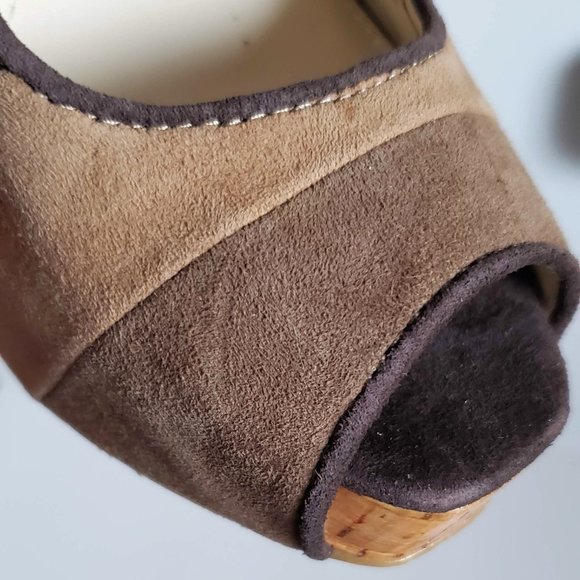 New CALVIN KLEIN Gracie Leather Striped Platform Peep Toe Heels Sandals - Picture 4 of 12